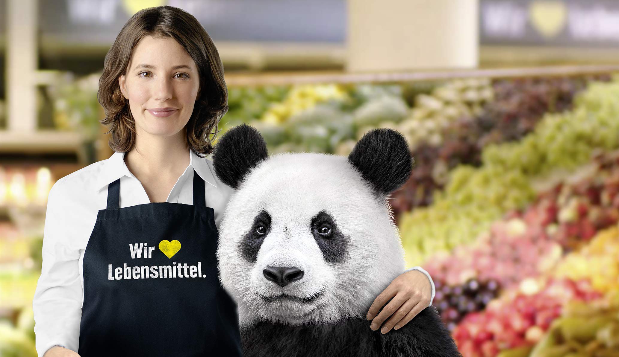 Verkäuferin mit Pandabär