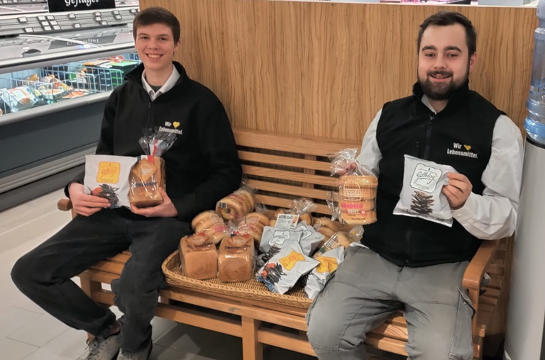 EDEKA Nils Meyer hat die neuesten Trends und begehrte Klassiker im Backwarenbereich