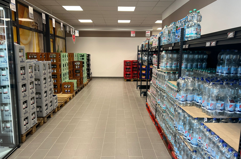 Viel mehr Platz im neuen Getränkebereich bei EDEKA Nils Meyer