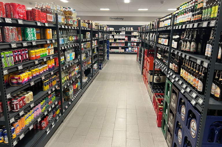 Der neue Getränkemarkt bietet reichlich Raum für Vielfalt – auch im Energy-Drink-Segment