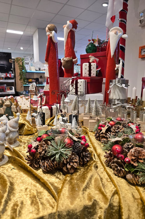 Weihnachtsdeko bei EDEKA Nils Meyer