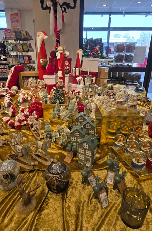 Weihnachtsdeko bei EDEKA Nils Meyer