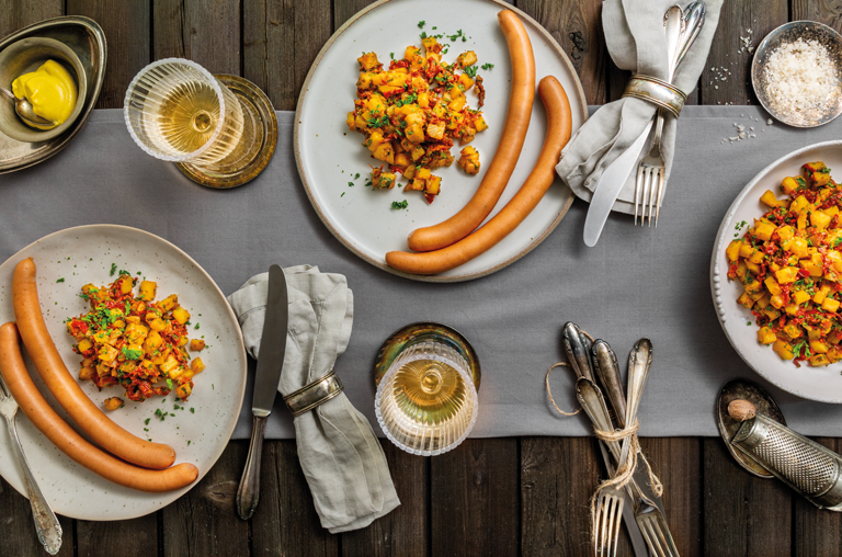 Würstchen mit Kartoffelsalat