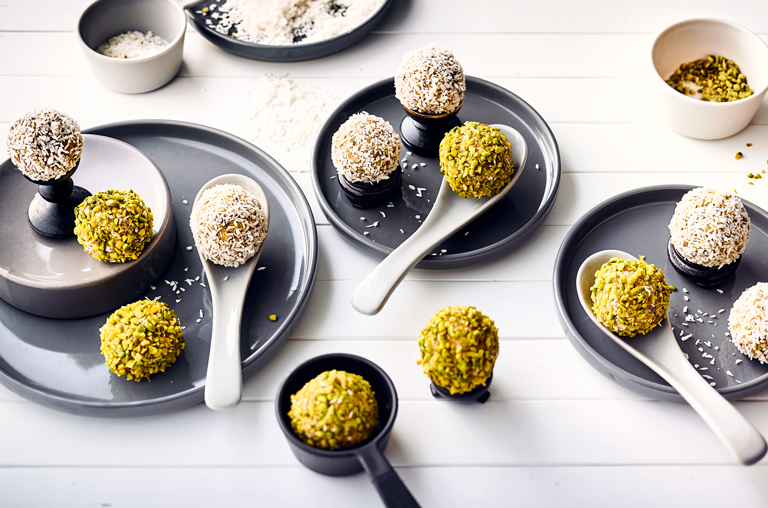 EDEKA Rezept Früchte-Cashew-Kugeln