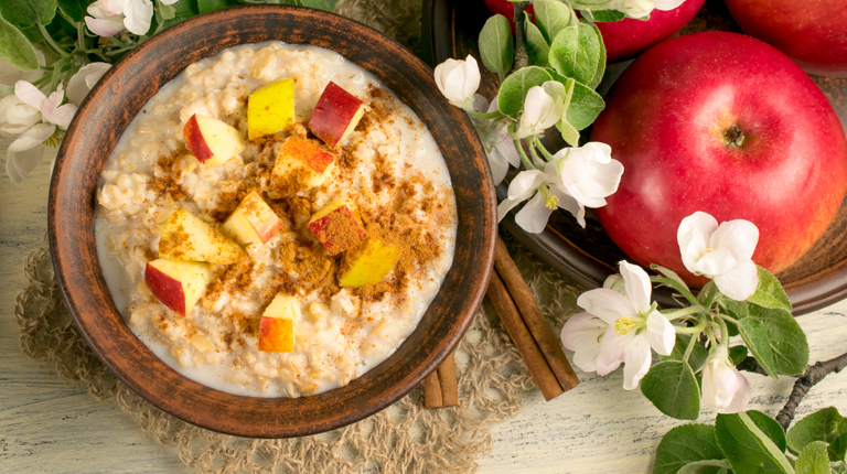 Fasten mit Apfelporridge